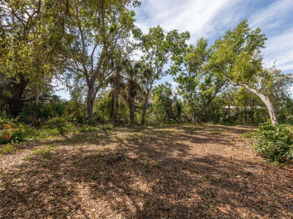 500 Canal Way Nokomis FL 34275 N6137487 image9