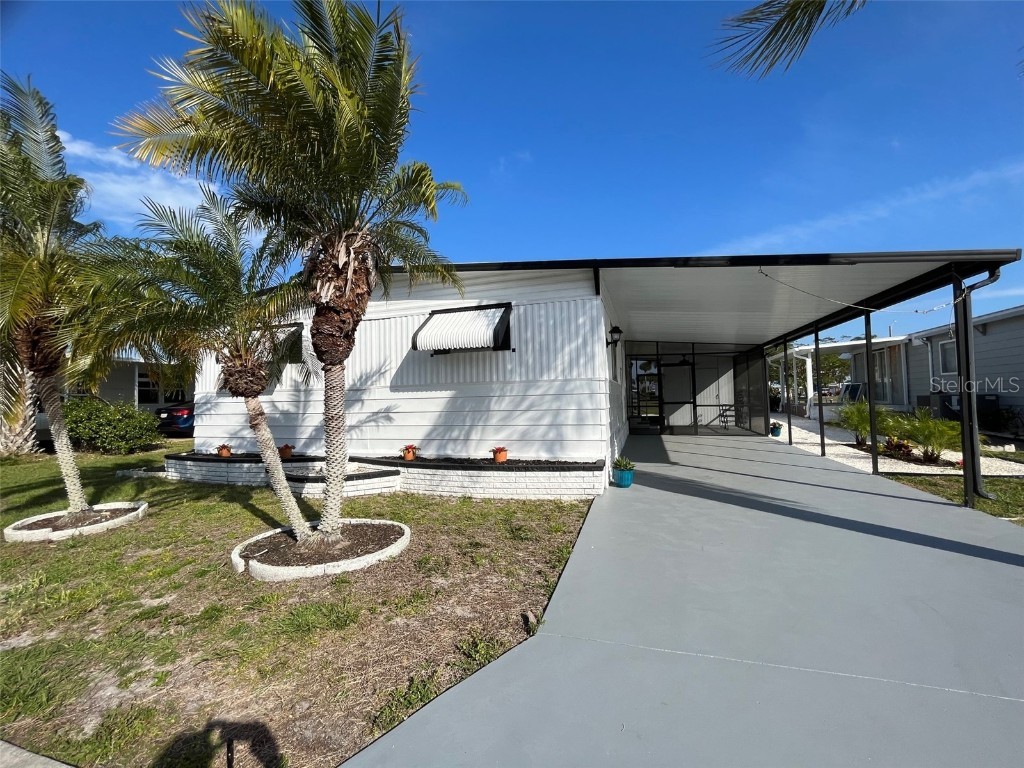 500 Cervina Drive N Venice FL 34285 N6132120 image1