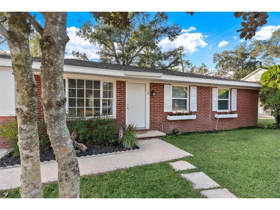 500 College Avenue Fruitland Park FL 34731 G5105039 image2