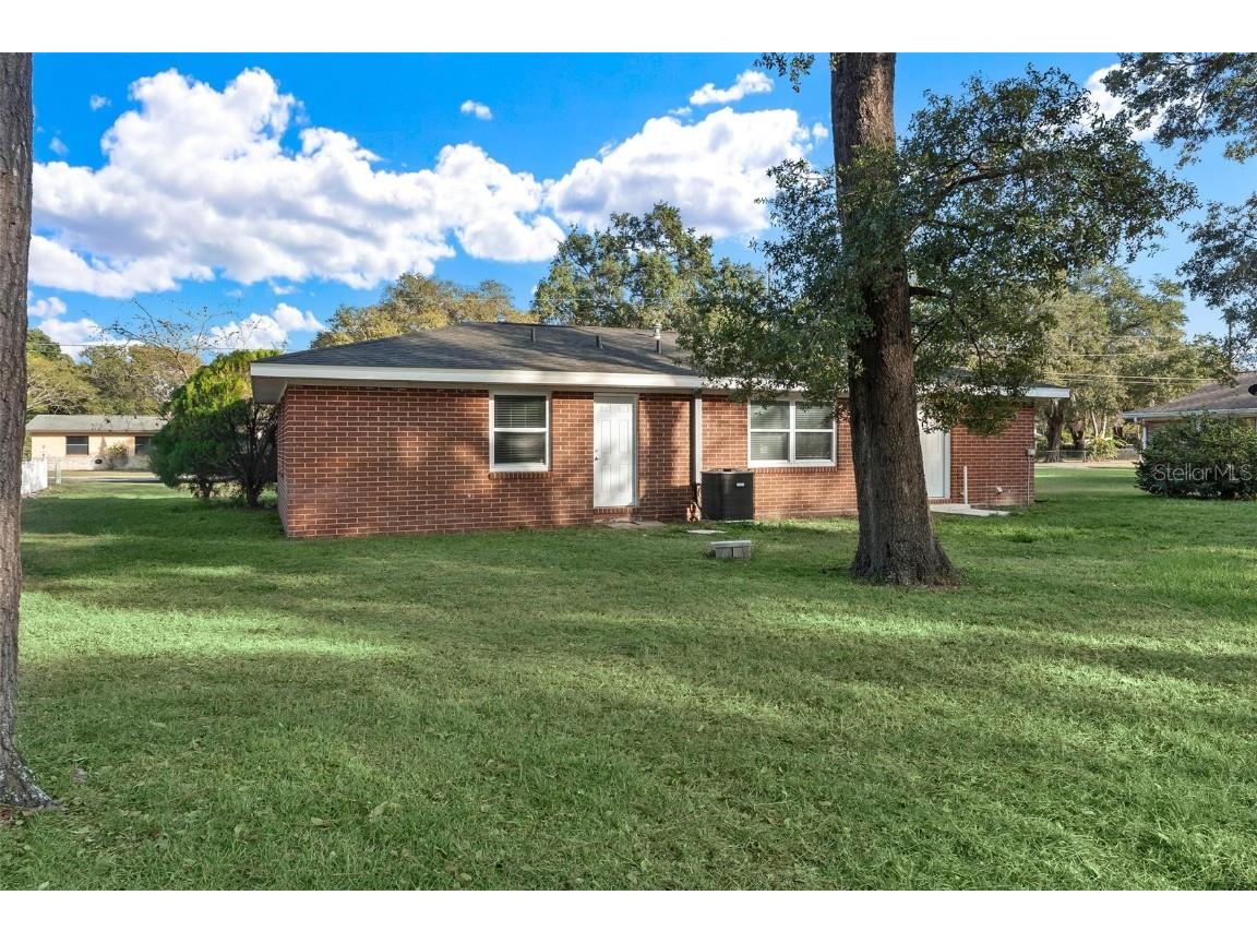 500 College Avenue Fruitland Park FL 34731 G5105039 image28