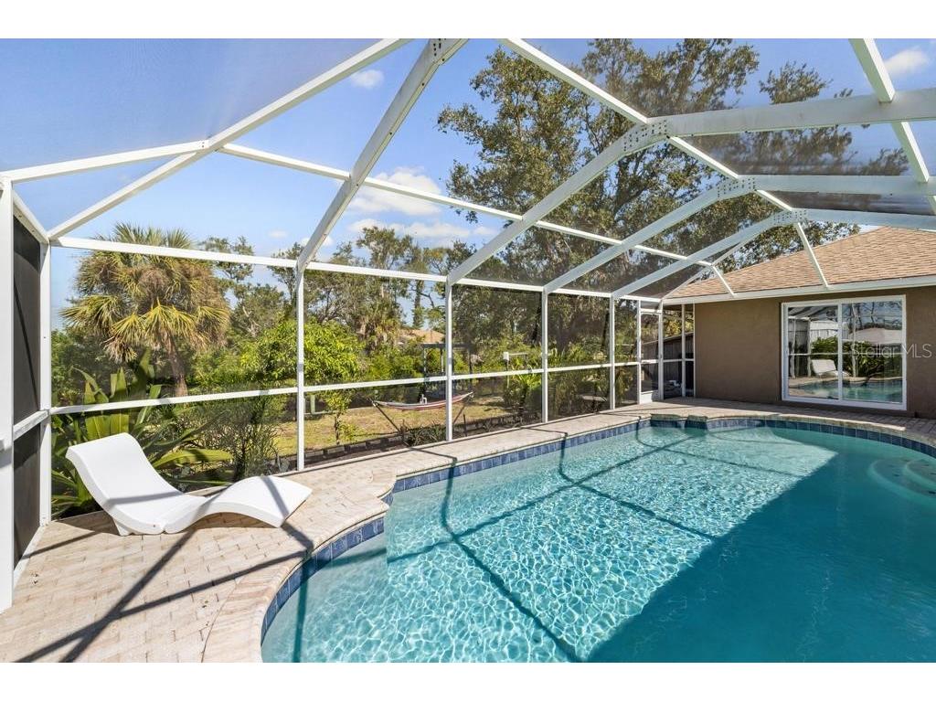 500 Dona Drive Nokomis FL 34275 A4669458 image50