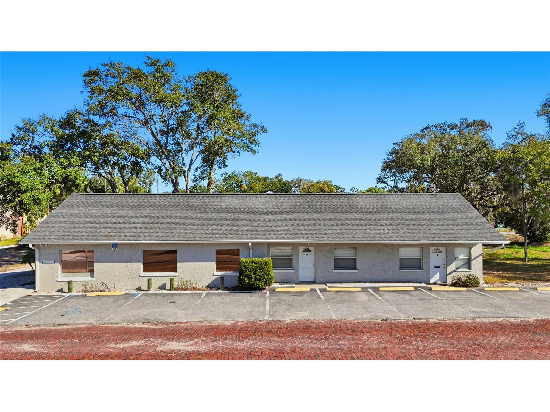 500 E Tarpon Avenue Tarpon Springs FL 34689 TB8461395 image1