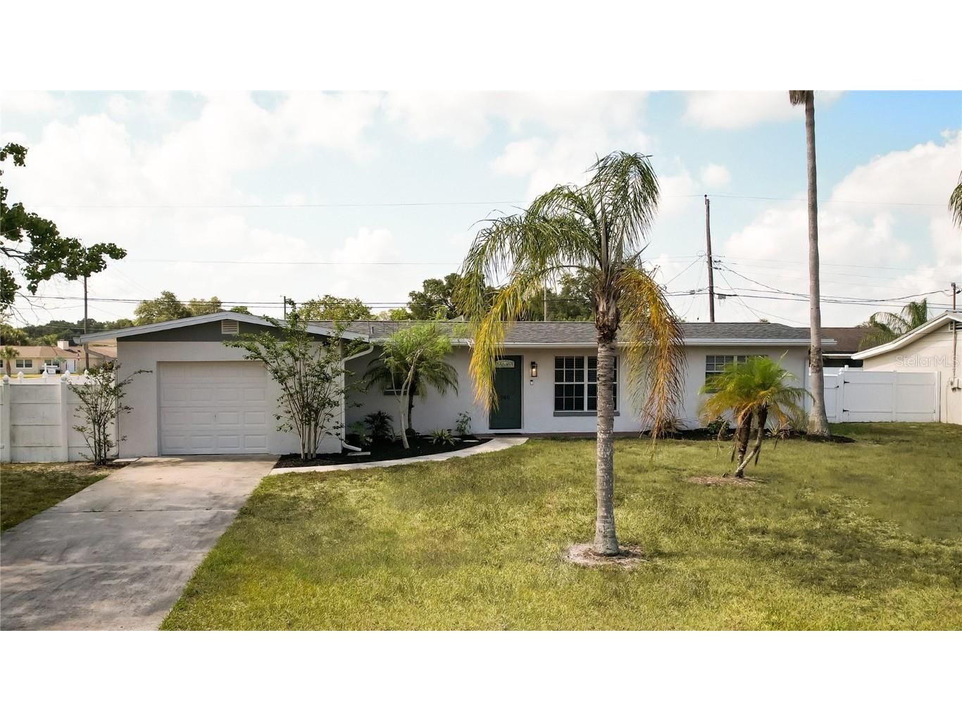 500 Florida Circle S Apollo Beach FL 33572 T3443009 image1