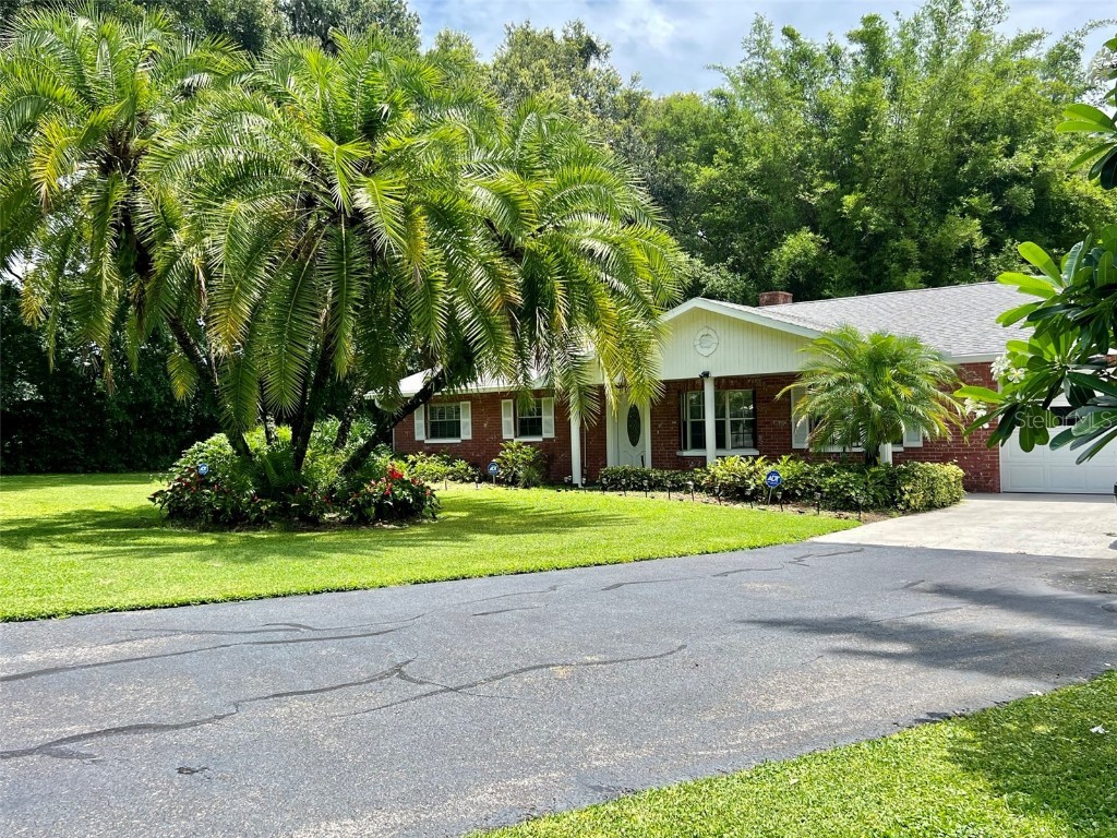 500 Grove Avenue Seffner FL 33584 T3459643 image1