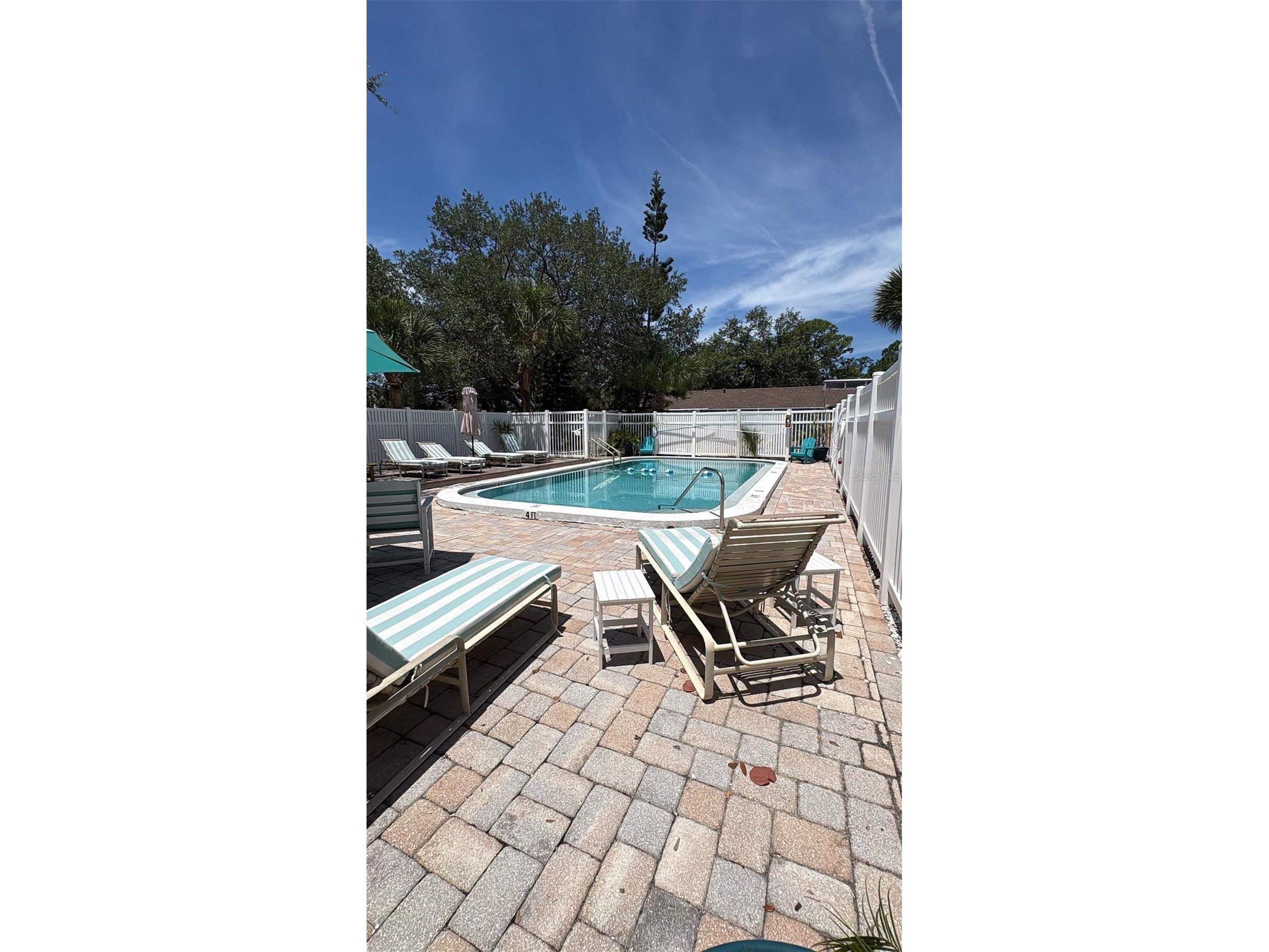 500 N Jefferson Avenue #3 Sarasota FL 34237 A4697489 image2
