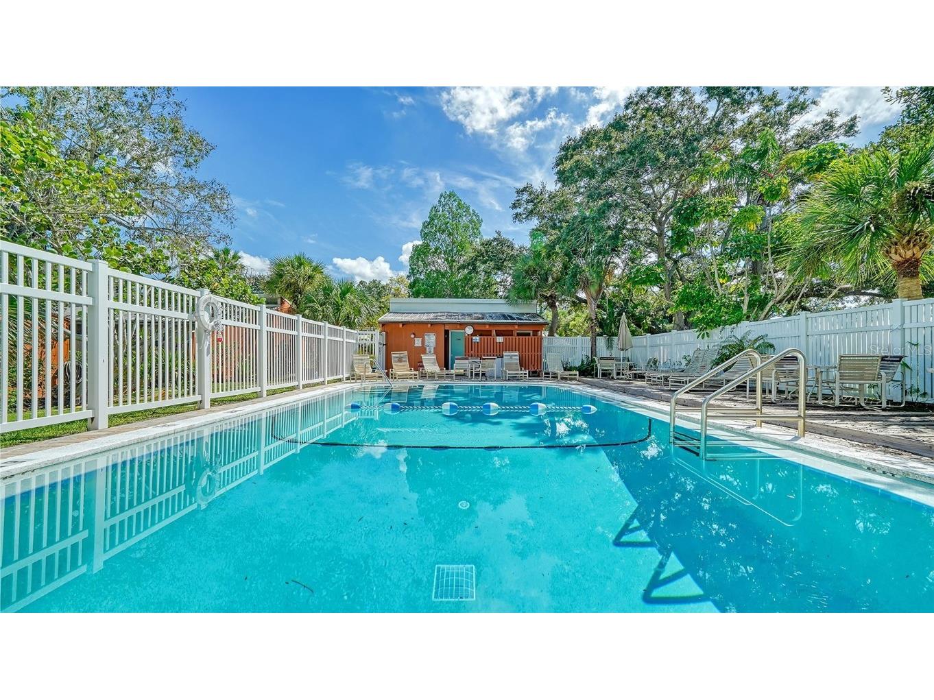 500 N Jefferson Avenue #B-5 Sarasota FL 34237 A4647638 image25