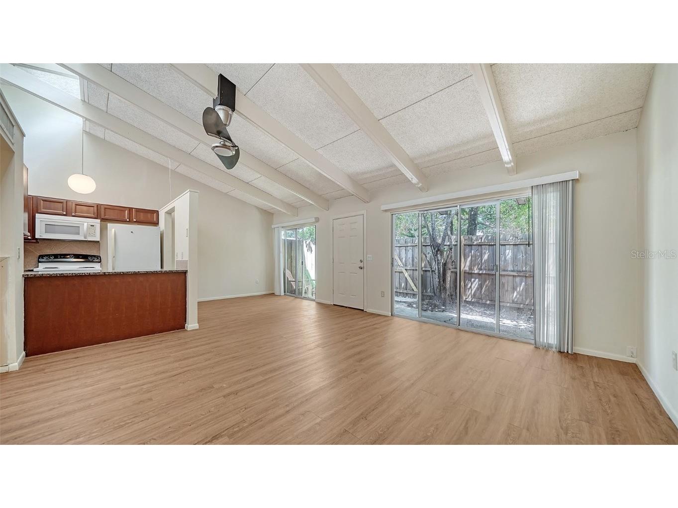 500 N Jefferson Avenue #B-5 Sarasota FL 34237 A4647638 image4