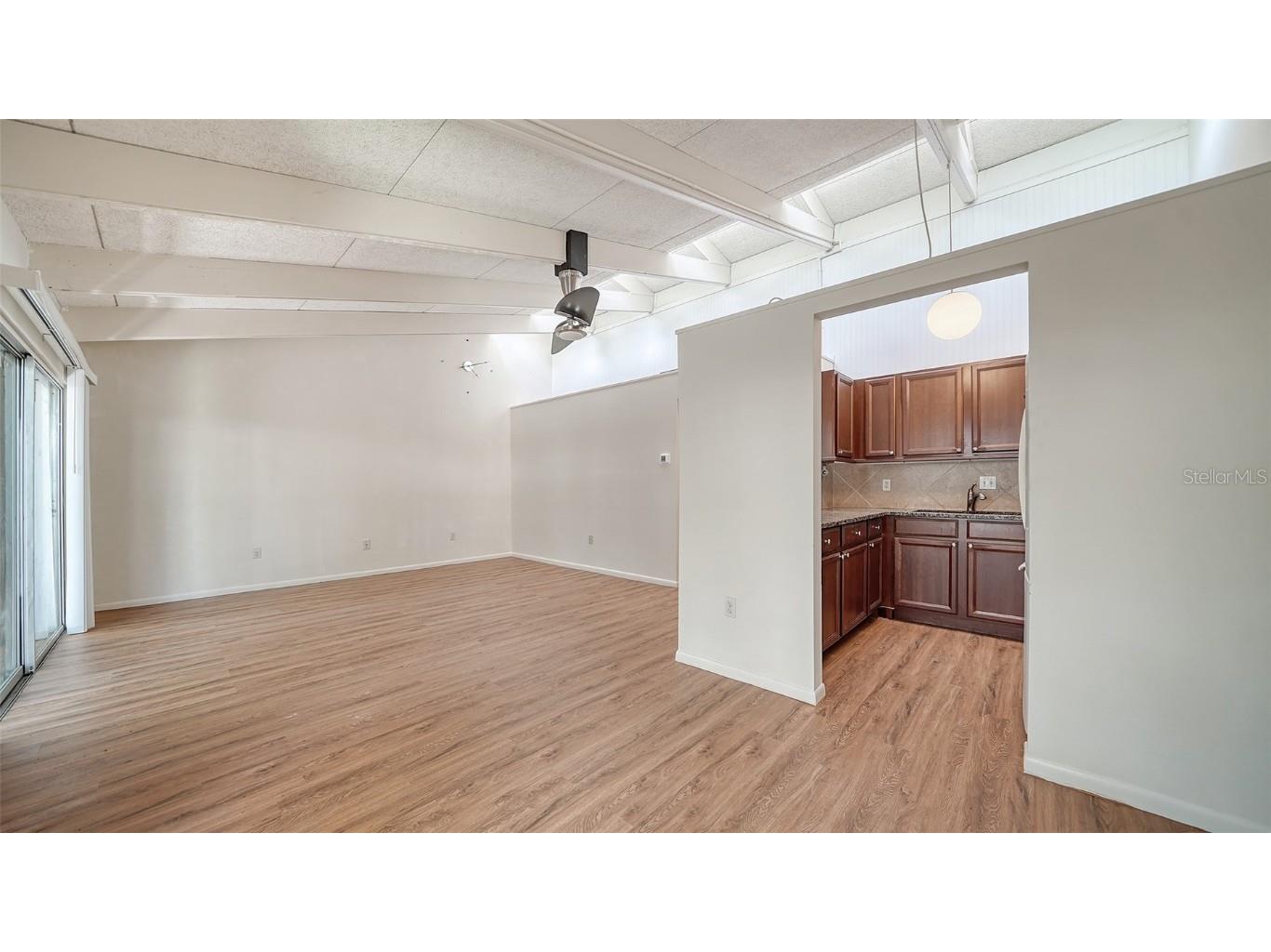 500 N Jefferson Avenue #B-5 Sarasota FL 34237 A4647638 image6