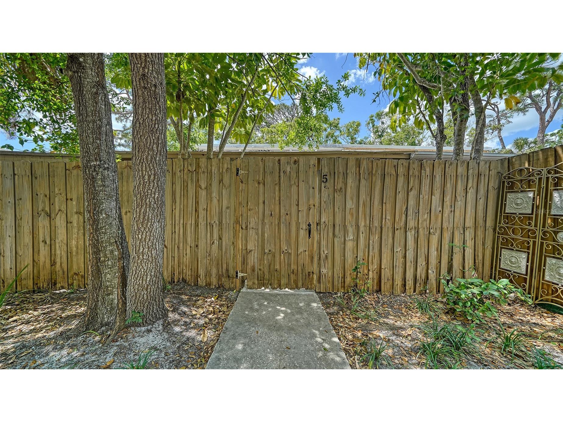 500 N Jefferson Avenue #B-5 Sarasota FL 34237 A4700881 image24