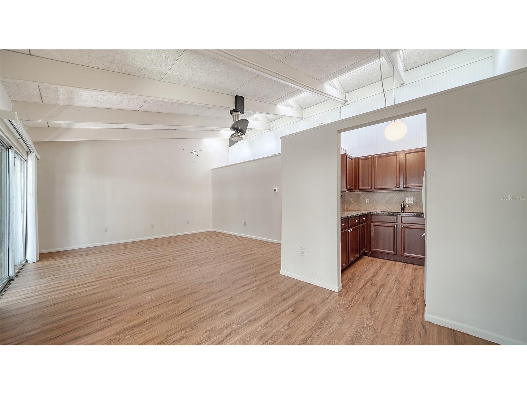500 N Jefferson Avenue #B-5 Sarasota FL 34237 A4700881 image6