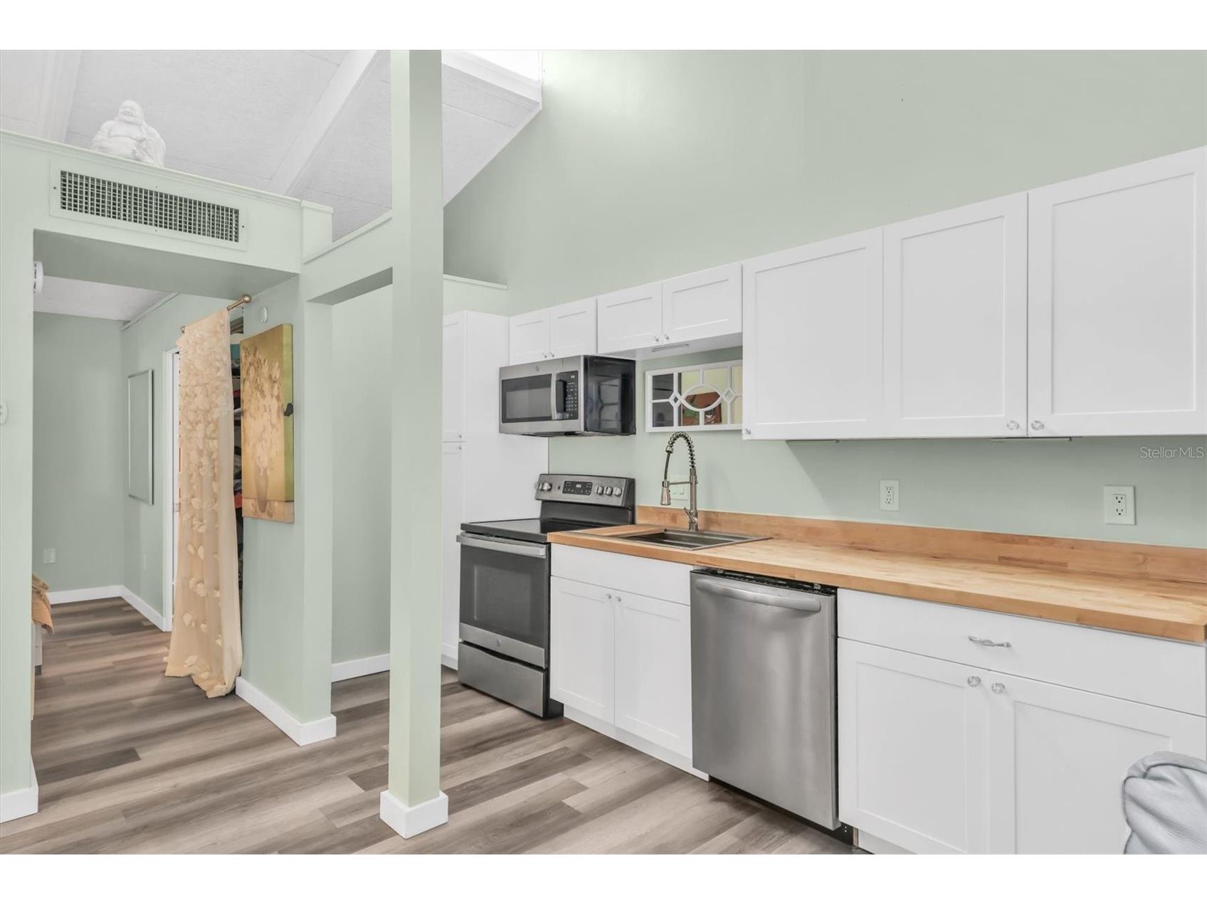 500 N Jefferson Avenue #C3 Sarasota FL 34237 A4677561 image17