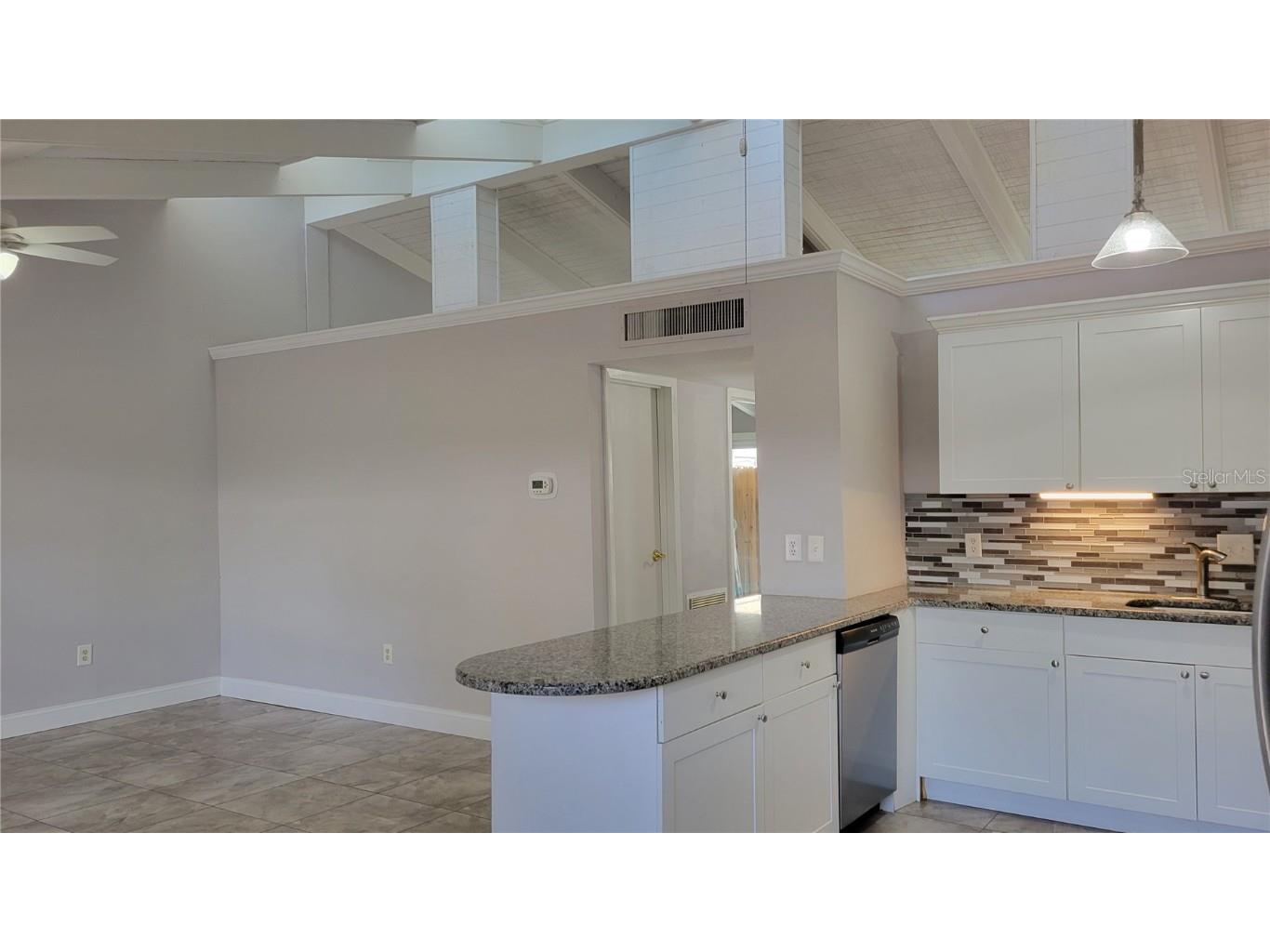 500 N Jefferson Avenue E #E5 Sarasota FL 34237 A4650663 image8