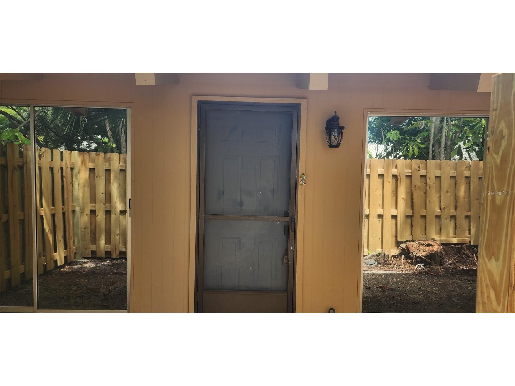 500 N Jefferson Avenue #H-2 Sarasota FL 34237 A4575603 image1