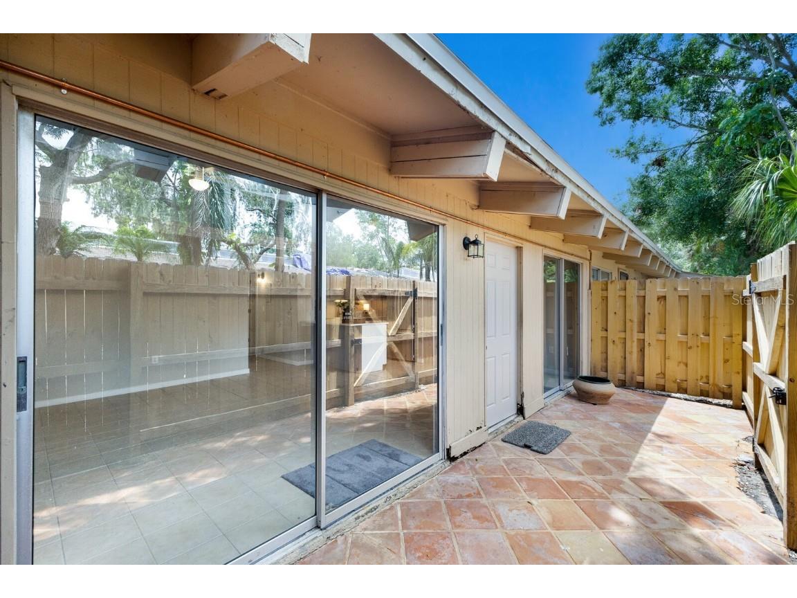 500 N Jefferson Avenue #H1 Sarasota FL 34237 A4658609 image1