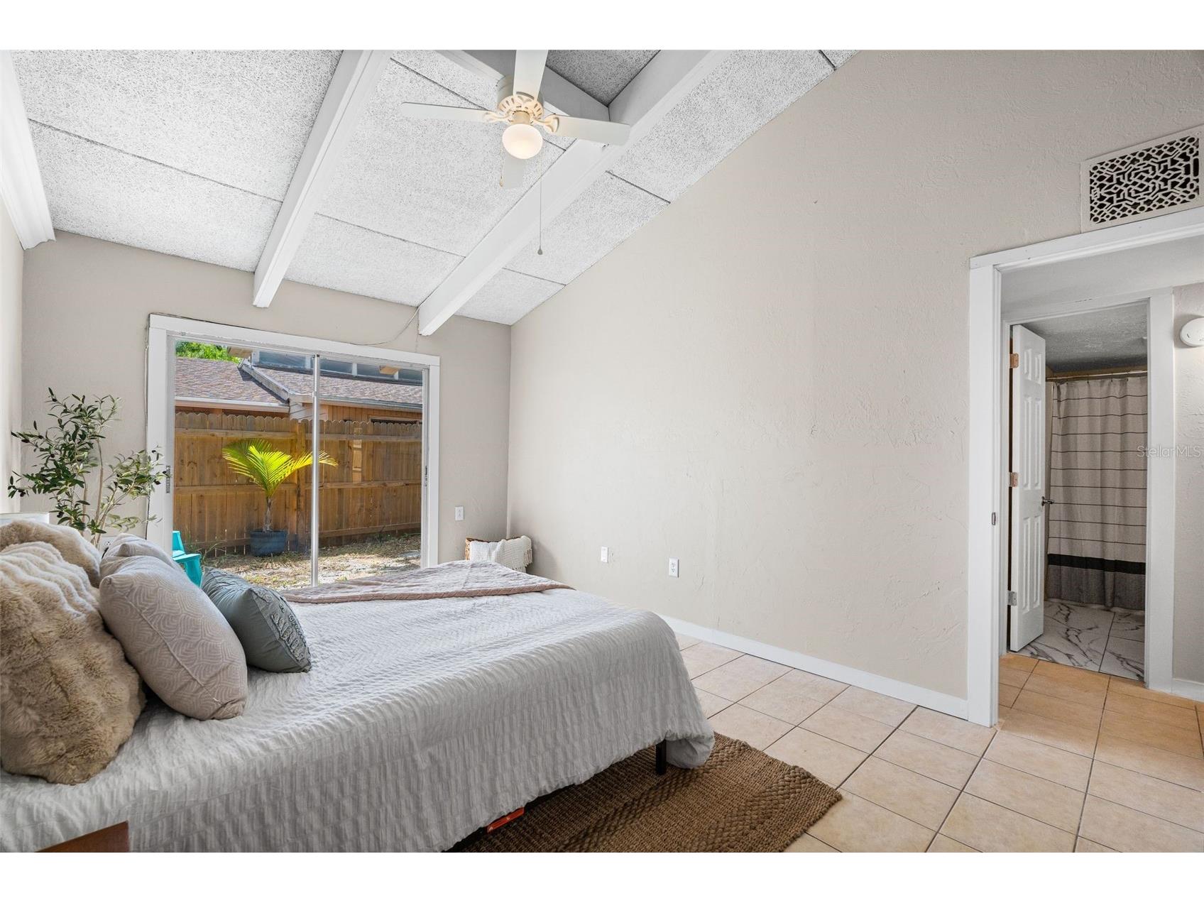 500 N Jefferson Avenue #H1 Sarasota FL 34237 A4691099 image14