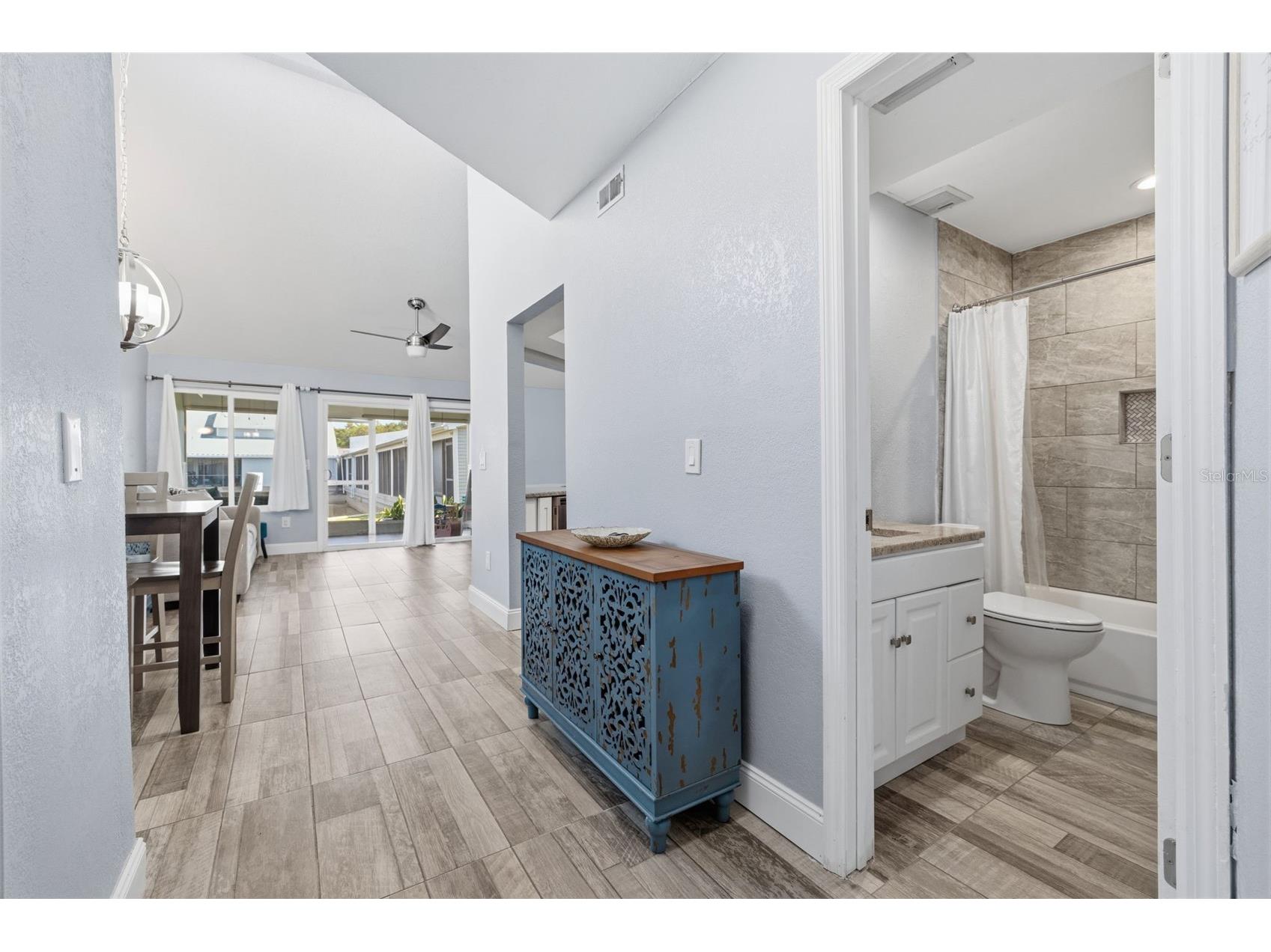 500 New York Avenue #7 Dunedin FL 34698 TB8522399 image3