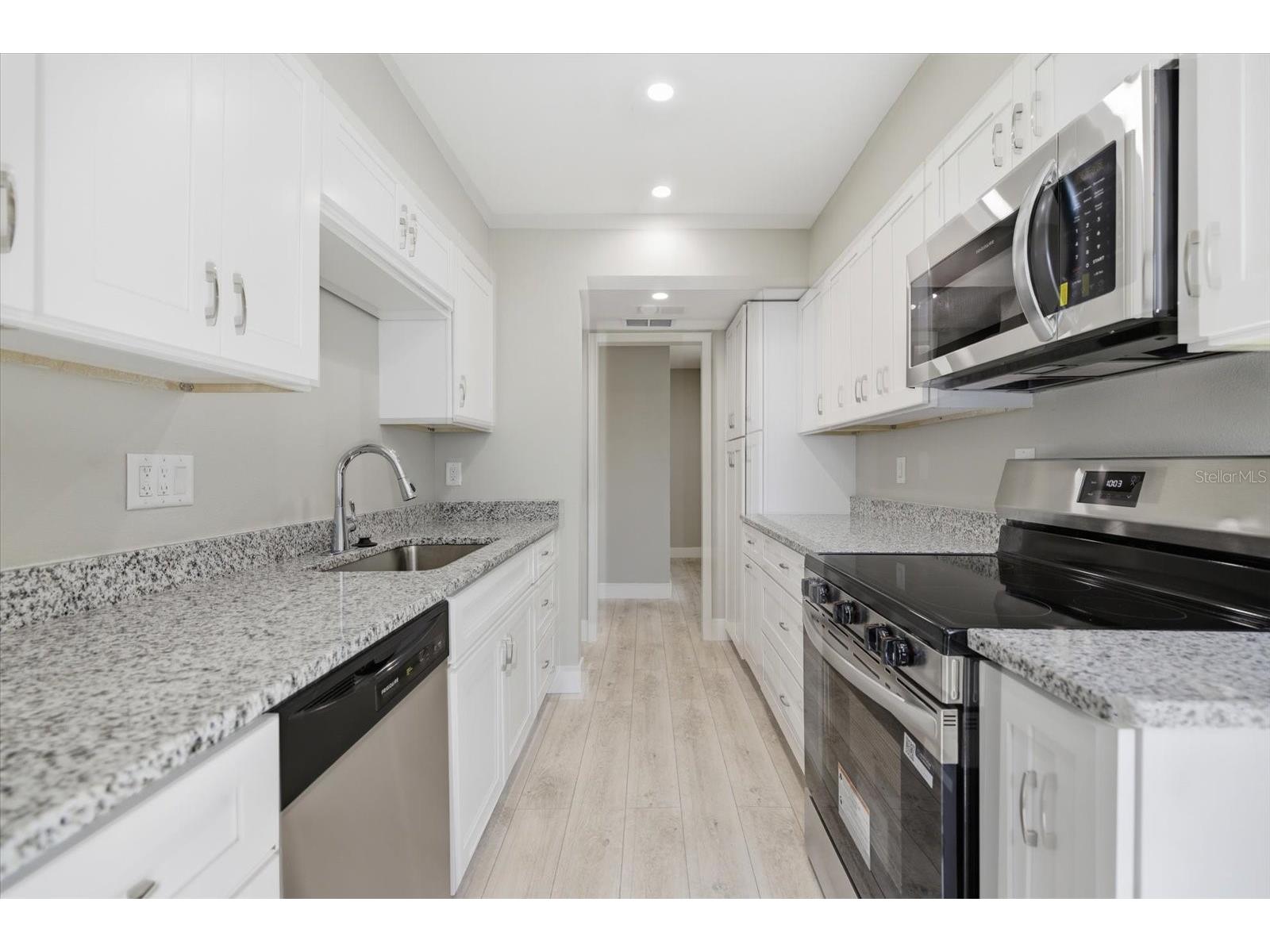 500 Park Boulevard S #106 Venice FL 34285 N6143882 image8