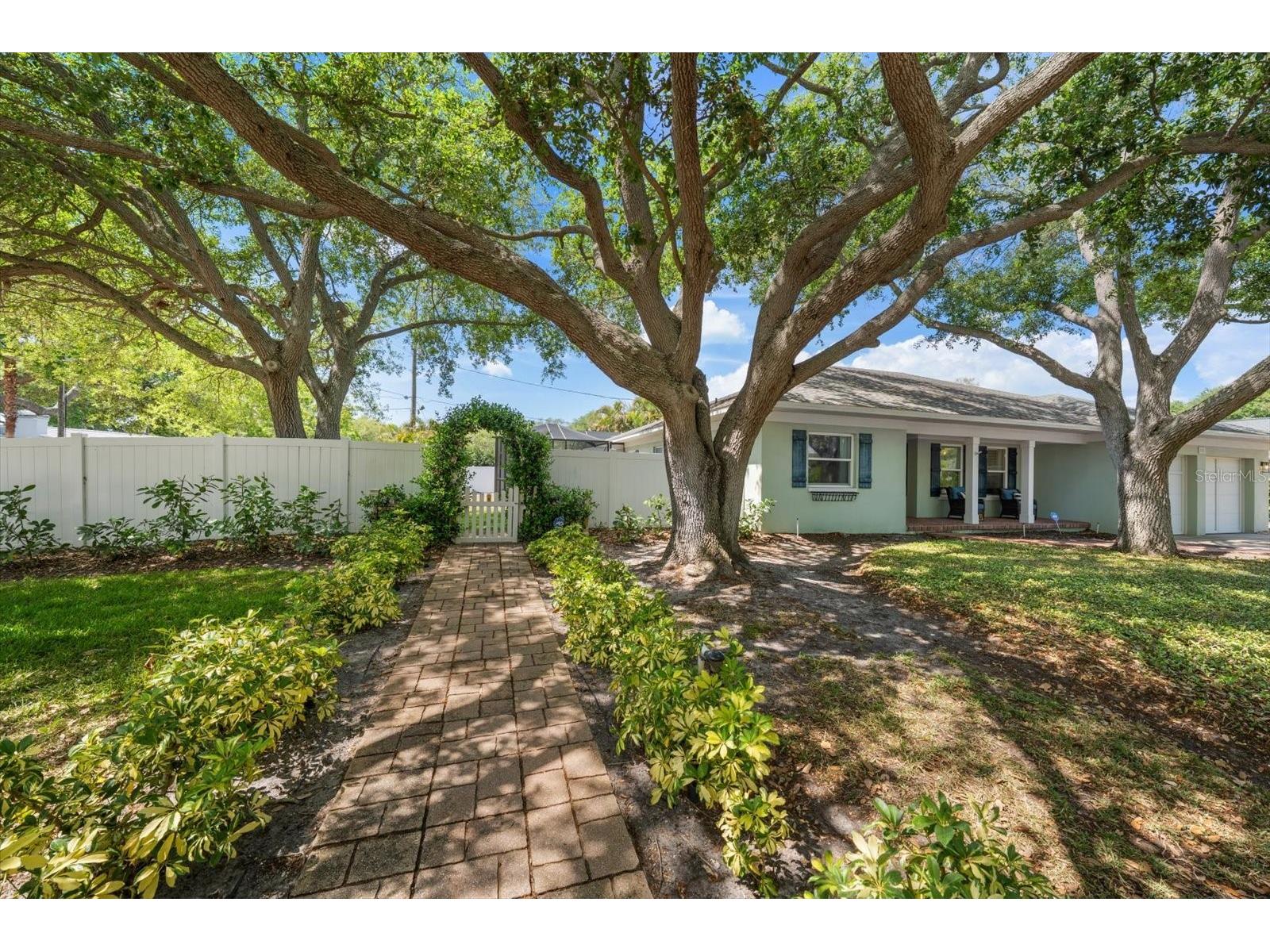 500 Ponce De Leon Boulevard Belleair FL 33756 TB8493532 image42