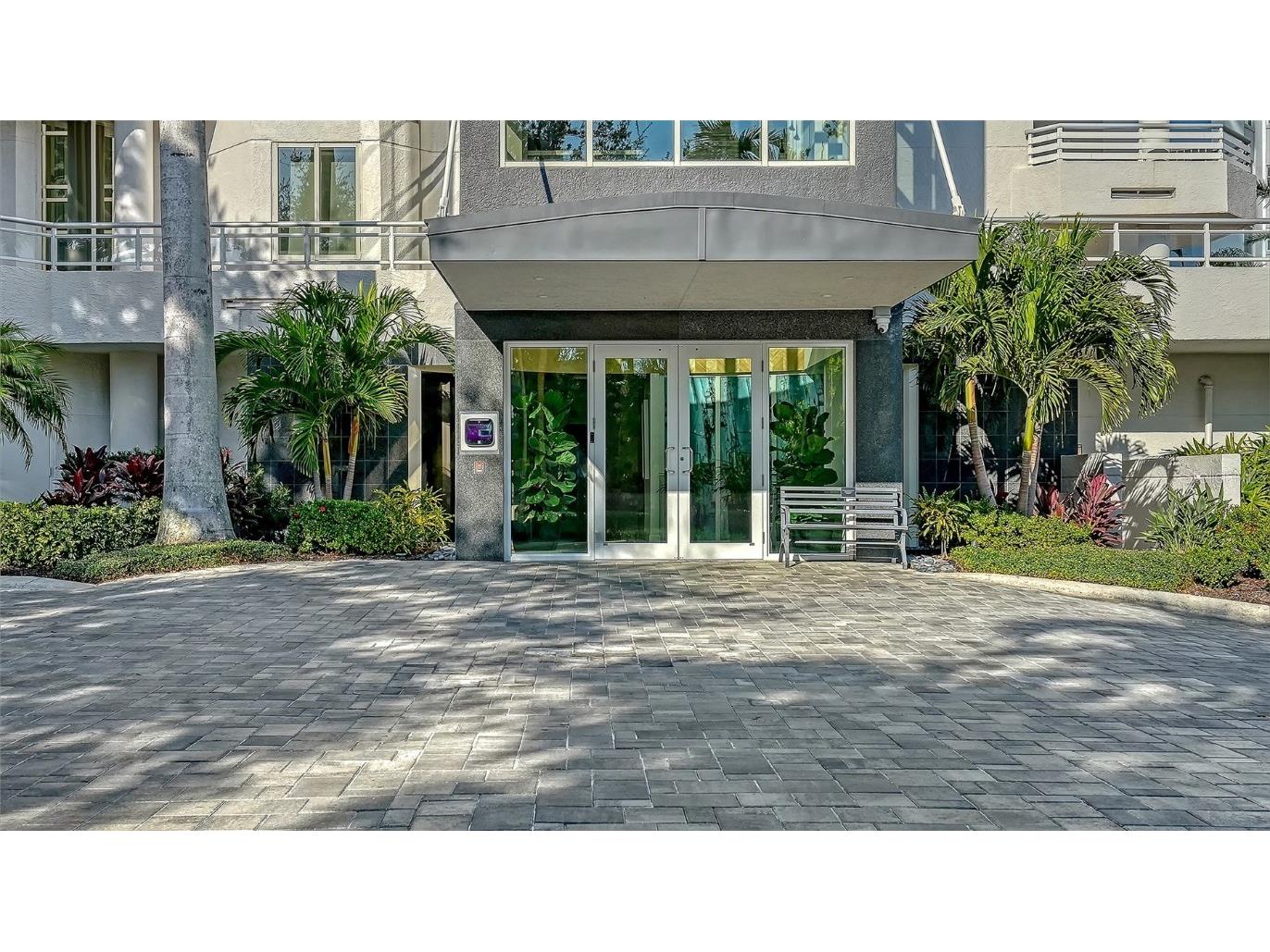 500 S Palm Avenue #31 Sarasota FL 34236 A4671352 image51