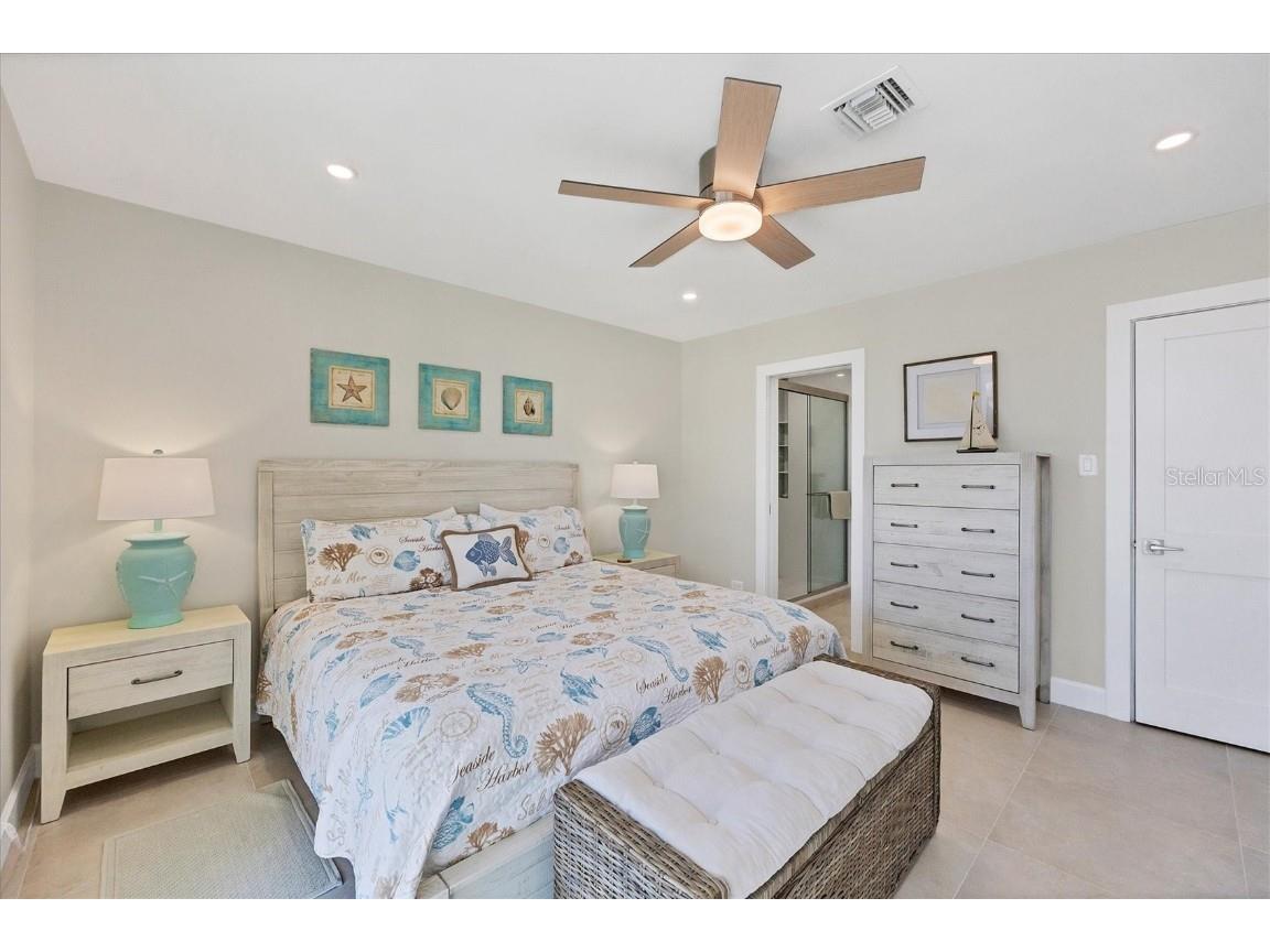 500 S Washington Drive #6B Sarasota FL 34236 A4555258 image16