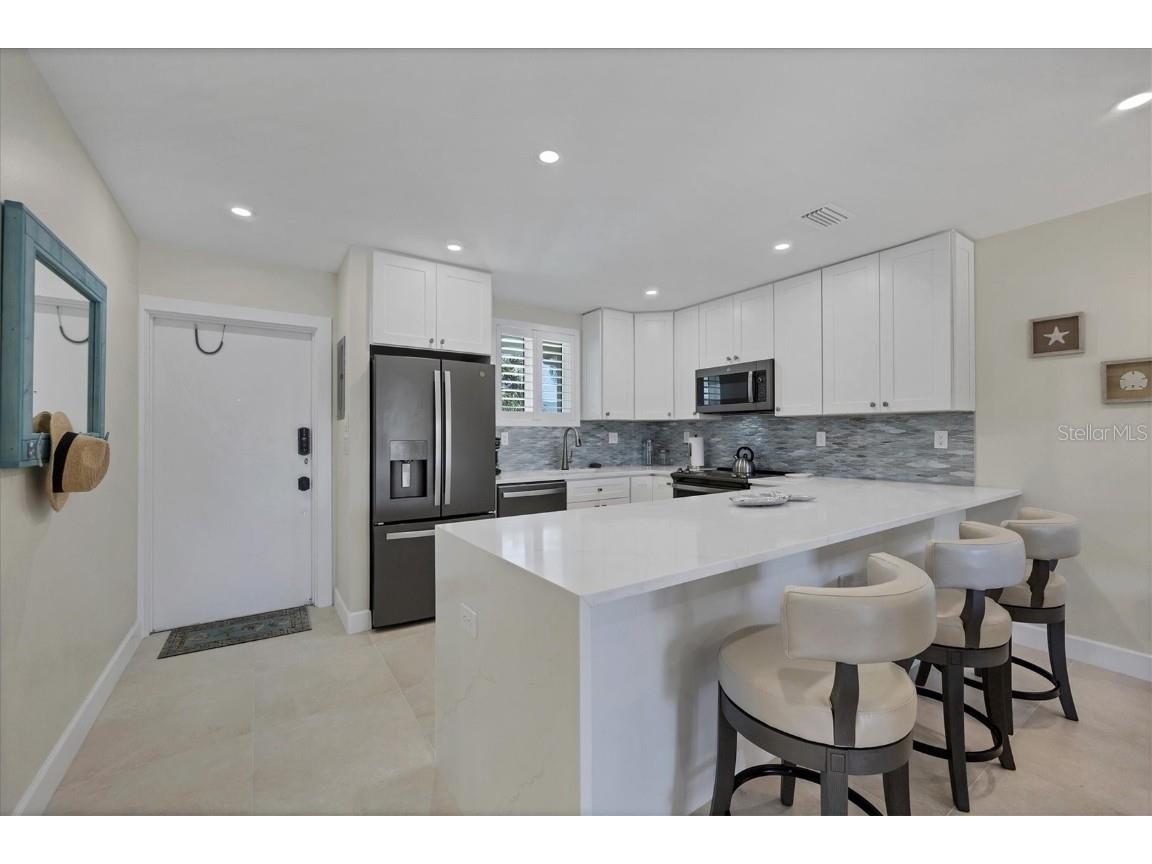 500 S Washington Drive #6B Sarasota FL 34236 A4555258 image7