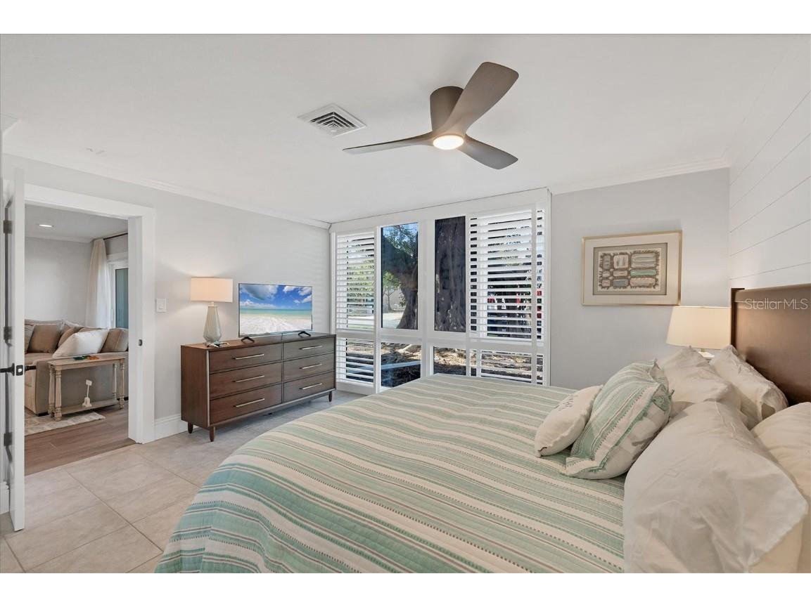 500 S Washington Drive #11A Sarasota FL 34236 A4661365 image16