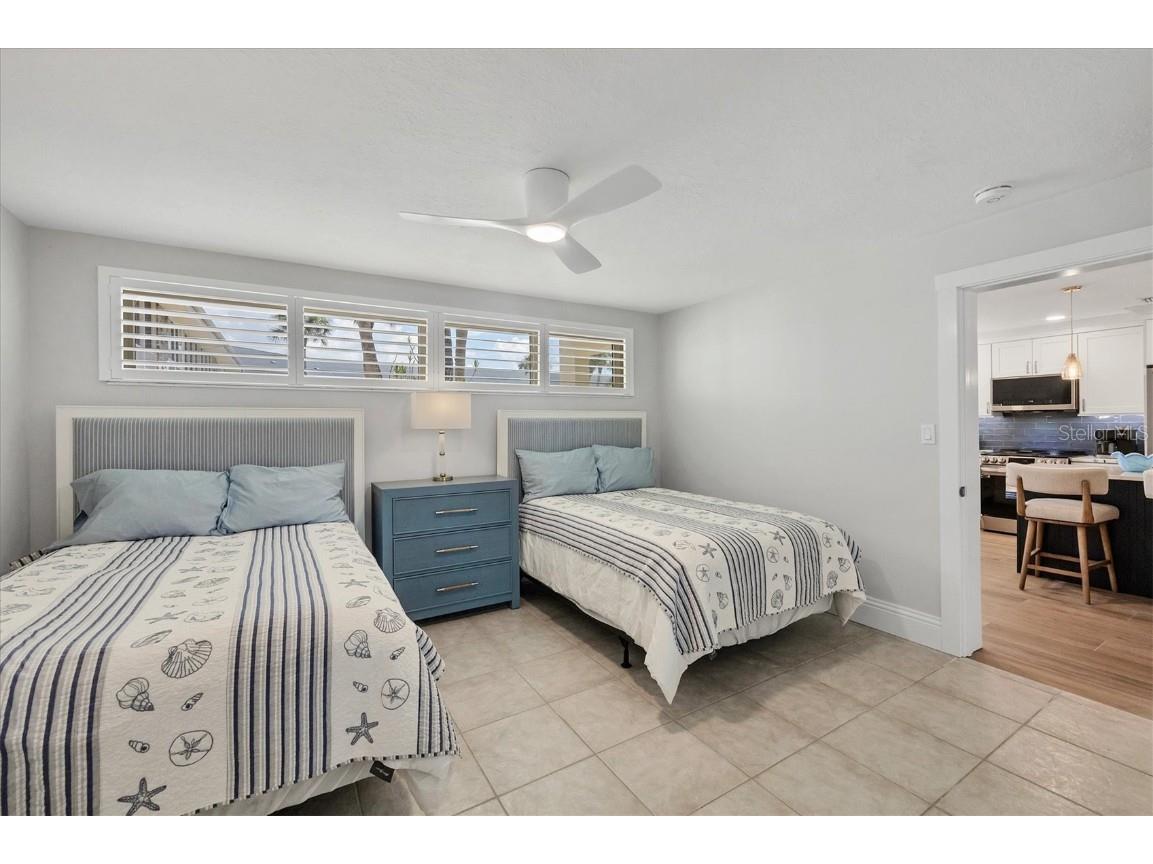 500 S Washington Drive #11A Sarasota FL 34236 A4661365 image20