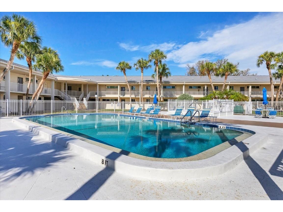 500 S Washington Drive #11A Sarasota FL 34236 A4661365 image30