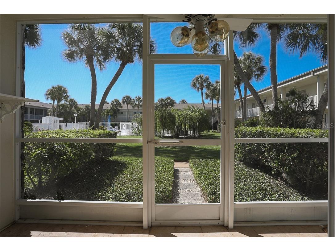 500 S Washington Drive #16A Sarasota FL 34236 A4433436 image15