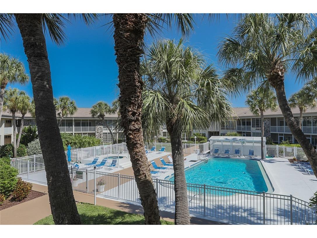 500 S Washington Drive #16A Sarasota FL 34236 A4433436 image18