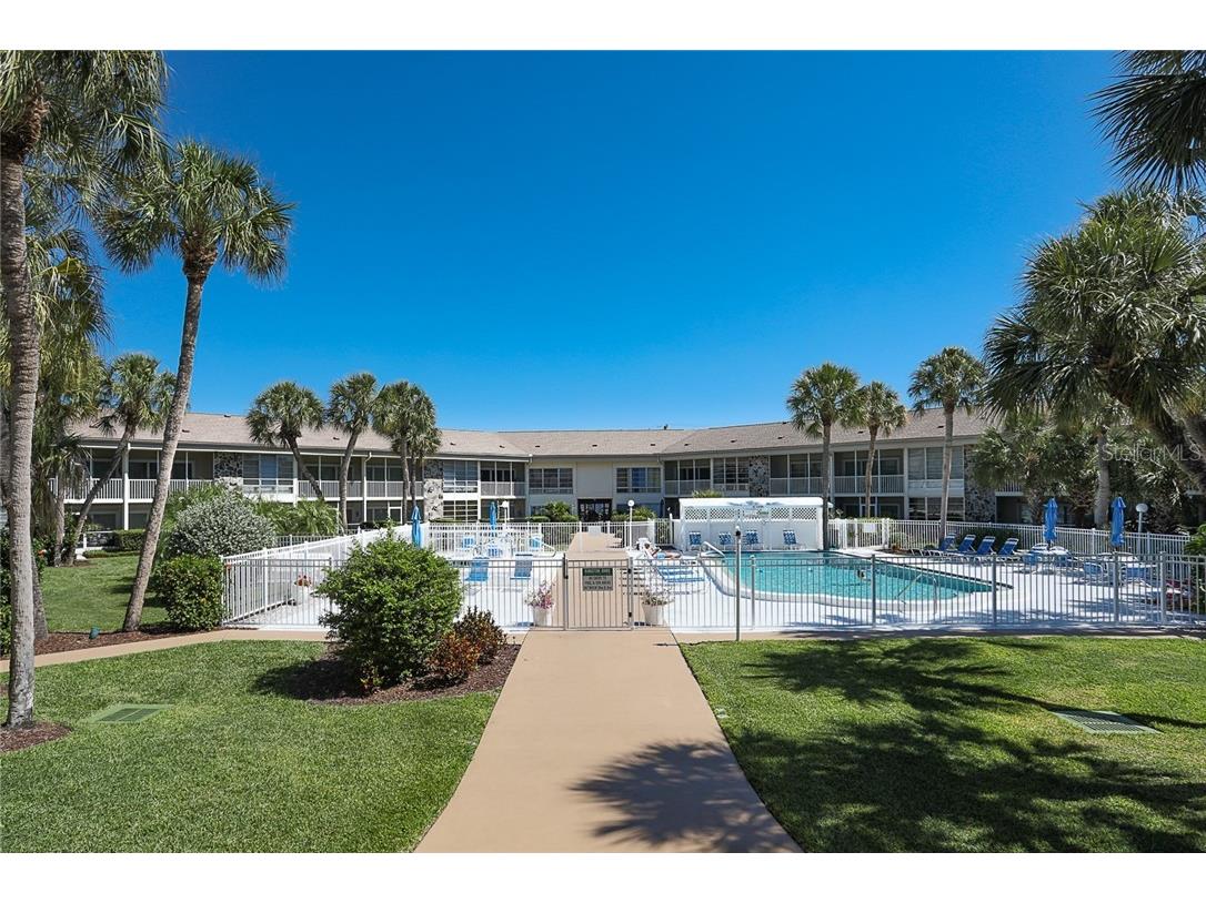 500 S Washington Drive #16A Sarasota FL 34236 A4433436 image19