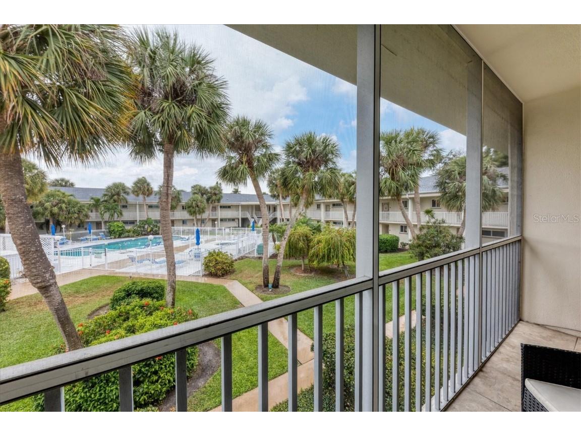 500 S Washington Drive #17B Sarasota FL 34236 A4564208 image11