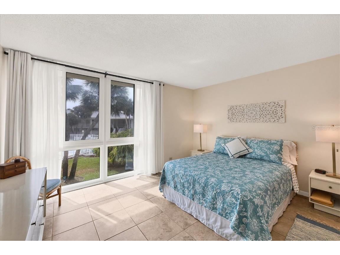 500 S Washington Drive #17B Sarasota FL 34236 A4564208 image14
