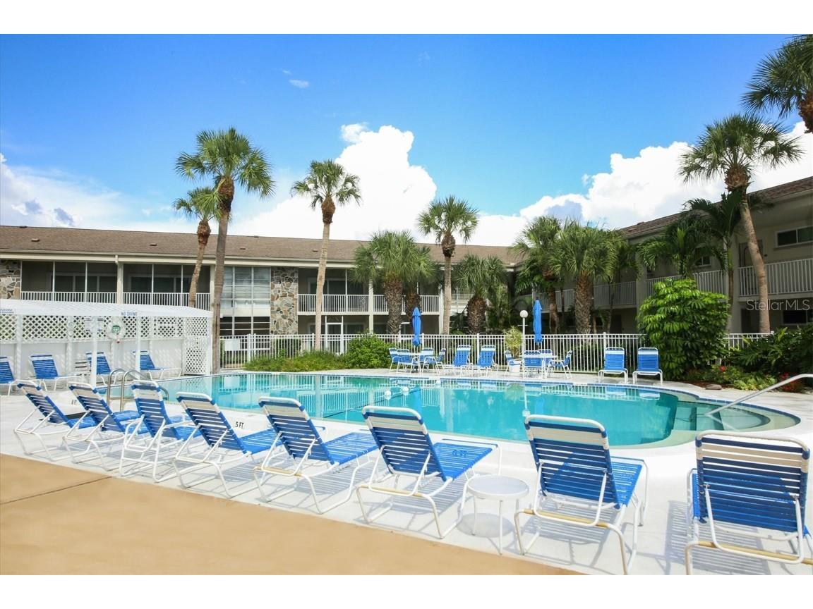 500 S Washington Drive #17B Sarasota FL 34236 A4564208 image17