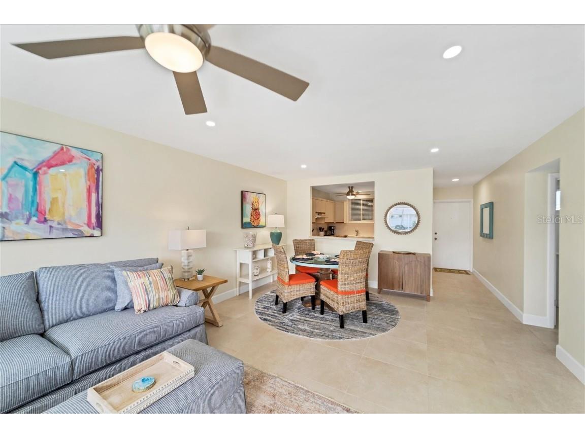 500 S Washington Drive #18B Sarasota FL 34236 A4555248 image12