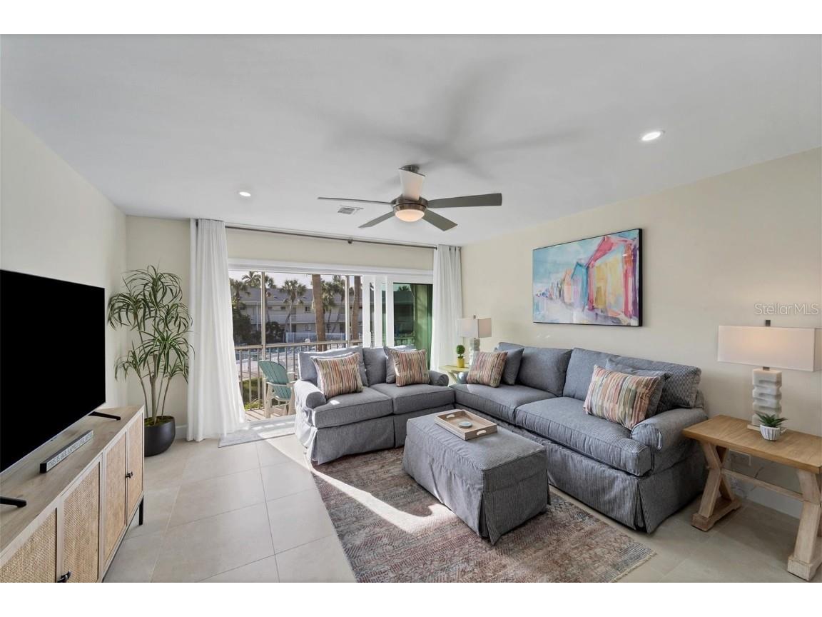 500 S Washington Drive #18B Sarasota FL 34236 A4555248 image14