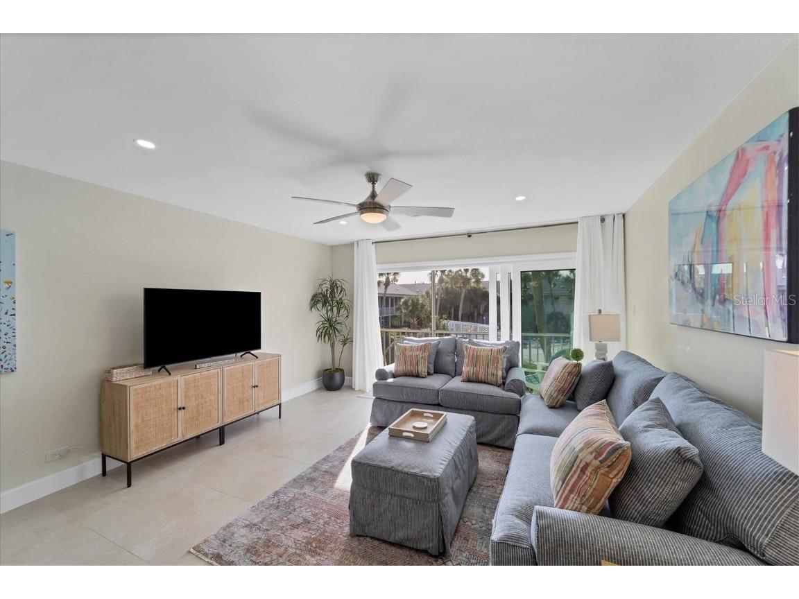 500 S Washington Drive #18B Sarasota FL 34236 A4555248 image16