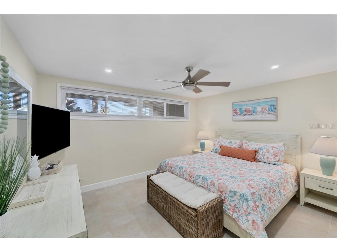 500 S Washington Drive #18B Sarasota FL 34236 A4555248 image17