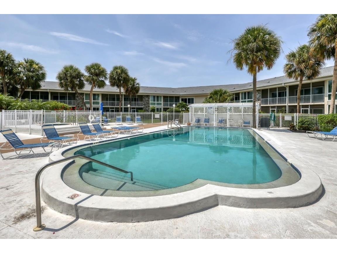 500 S Washington Drive #18B Sarasota FL 34236 A4555248 image23