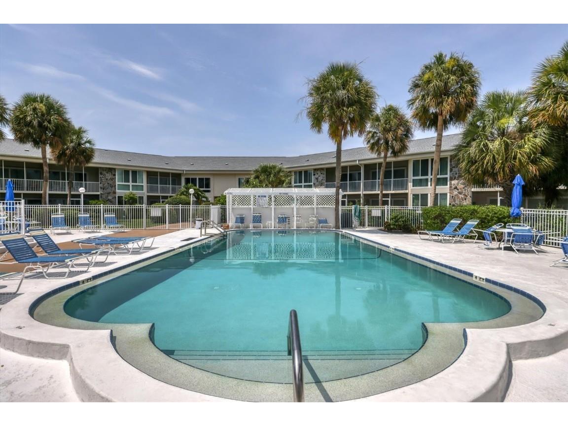 500 S Washington Drive #18B Sarasota FL 34236 A4555248 image24