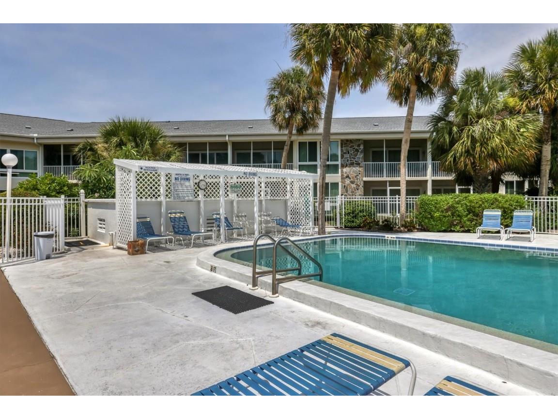 500 S Washington Drive #18B Sarasota FL 34236 A4555248 image27