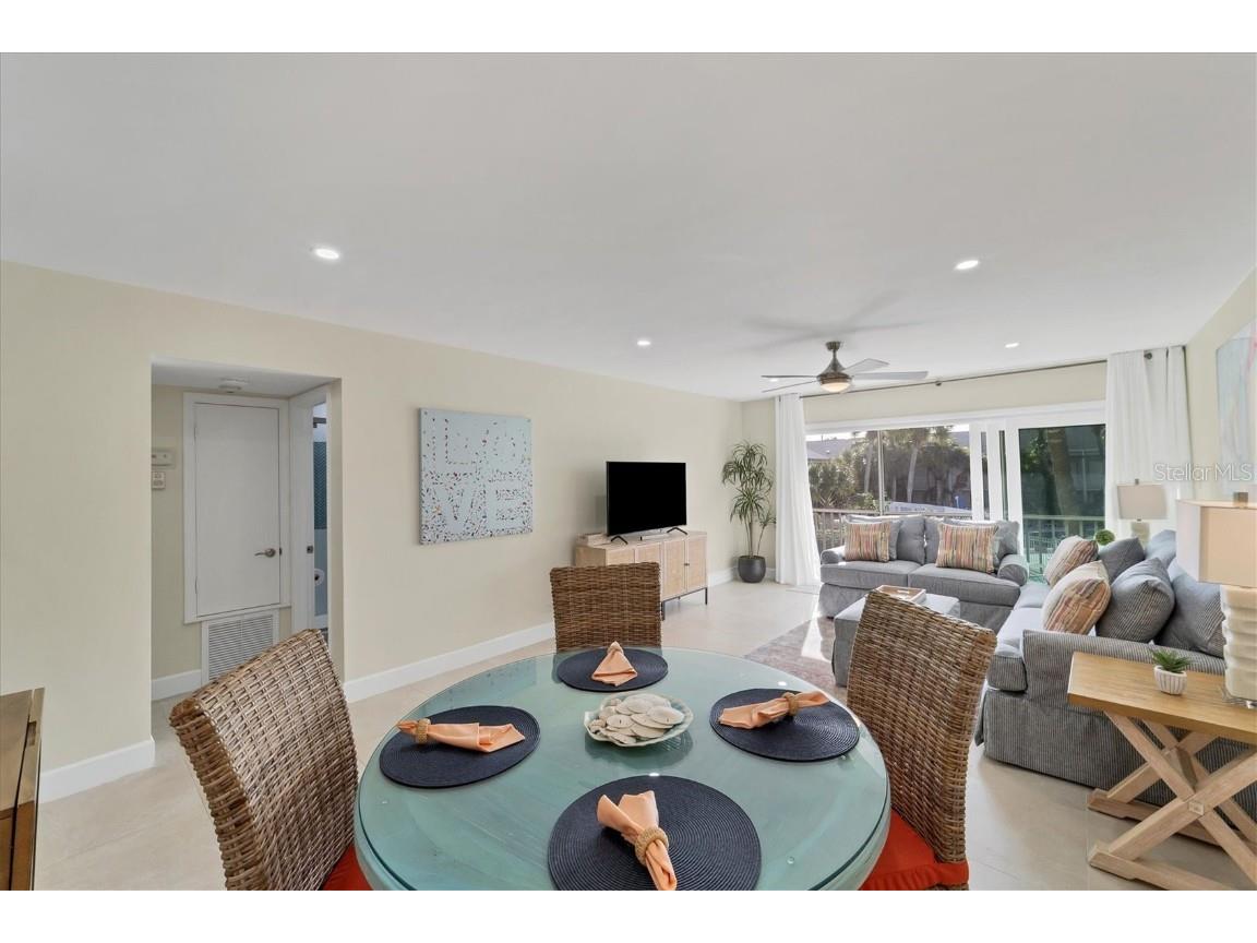 500 S Washington Drive #18B Sarasota FL 34236 A4555248 image9