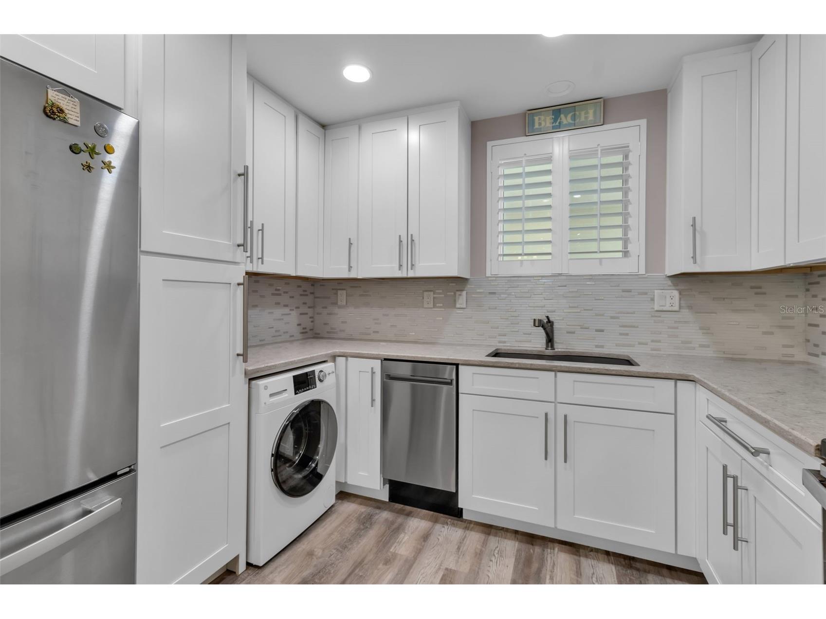 500 S Washington Drive #19B Sarasota FL 34236 A4686209 image11