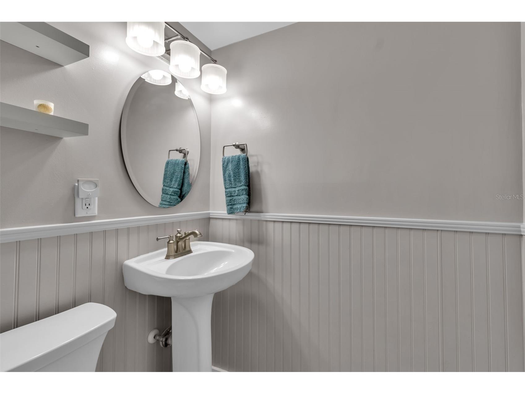 500 S Washington Drive #19B Sarasota FL 34236 A4686209 image23