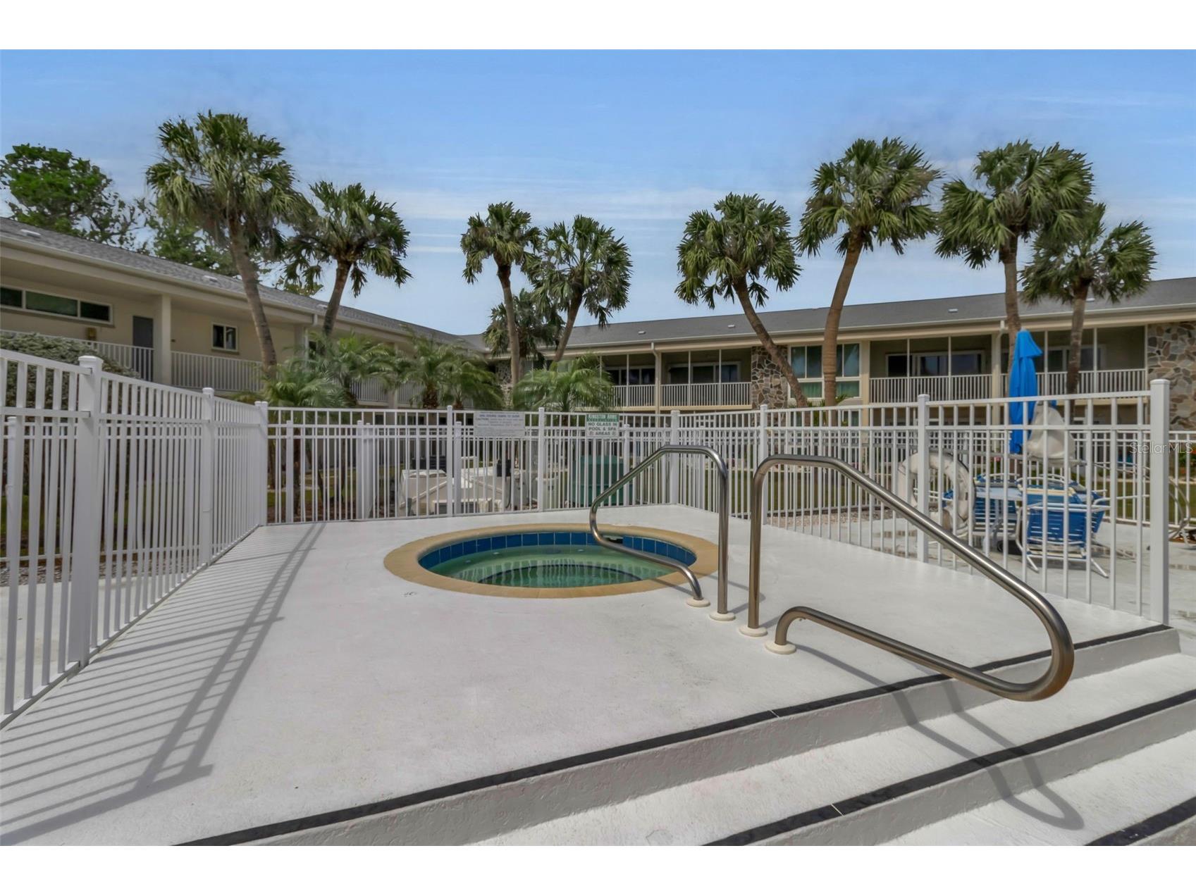 500 S Washington Drive #19B Sarasota FL 34236 A4686209 image25