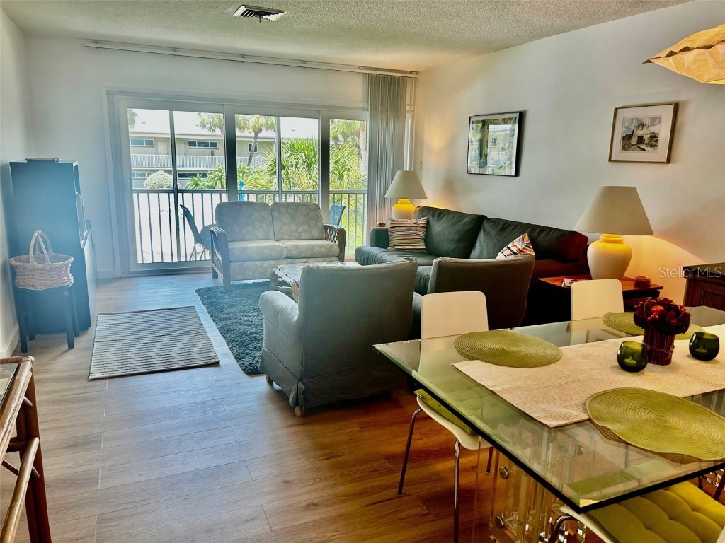 500 S Washington Drive #24B Sarasota FL 34236 A4580435 image12