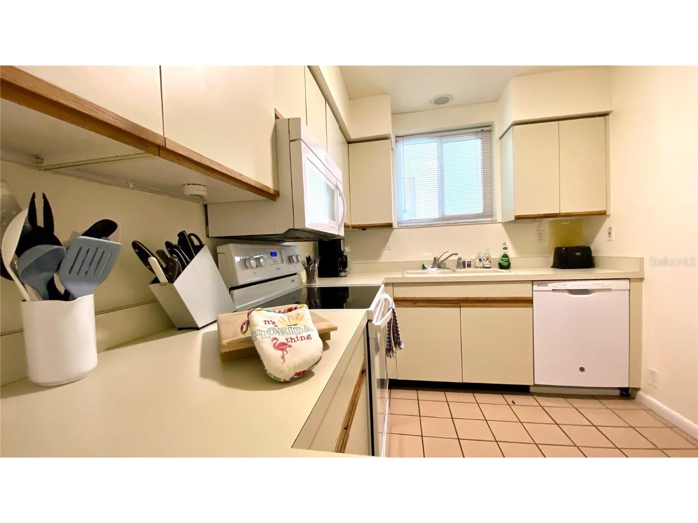 500 S Washington Drive #24B Sarasota FL 34236 A4580435 image25