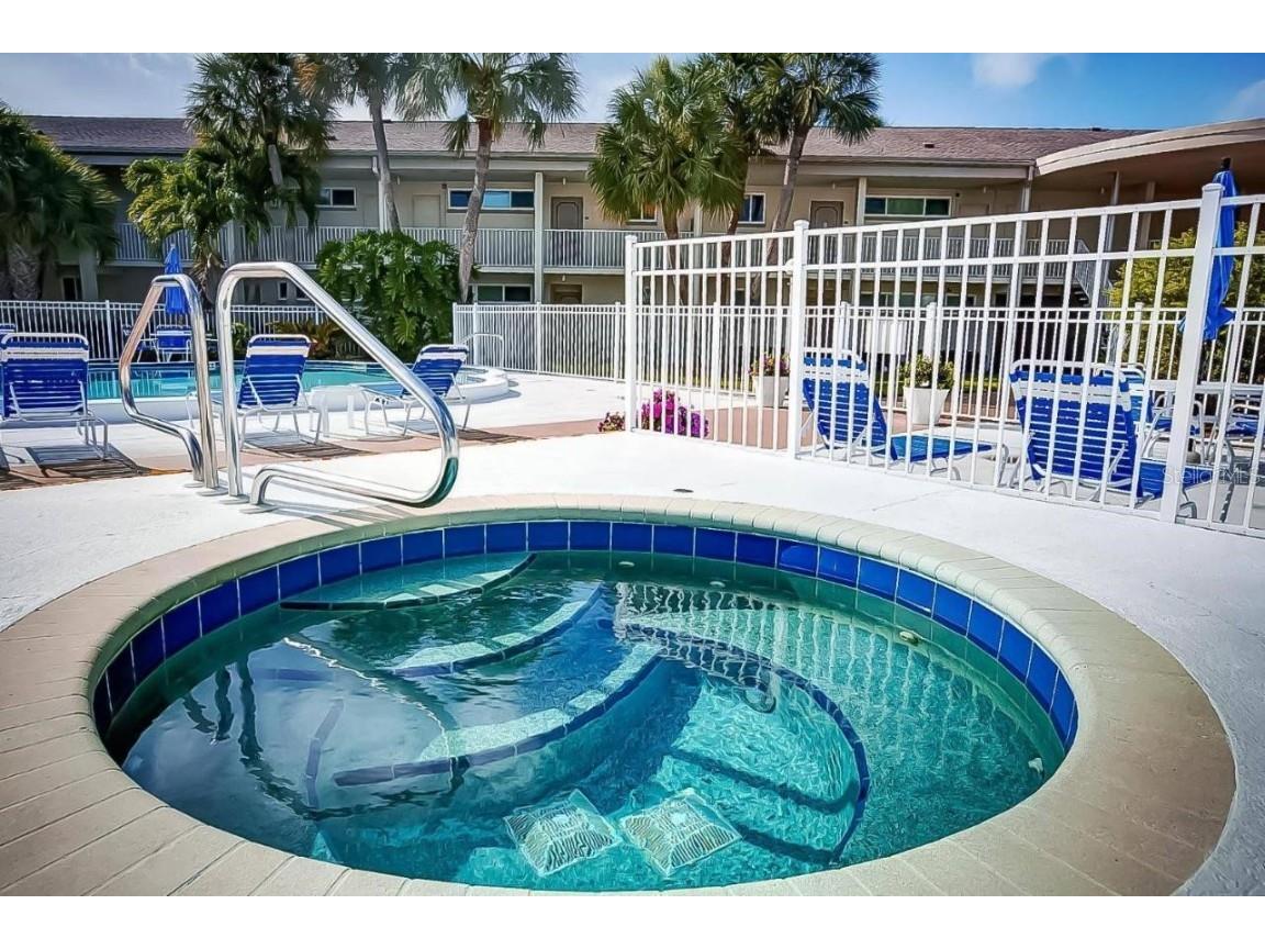 500 S Washington Drive #24B Sarasota FL 34236 A4580435 image8