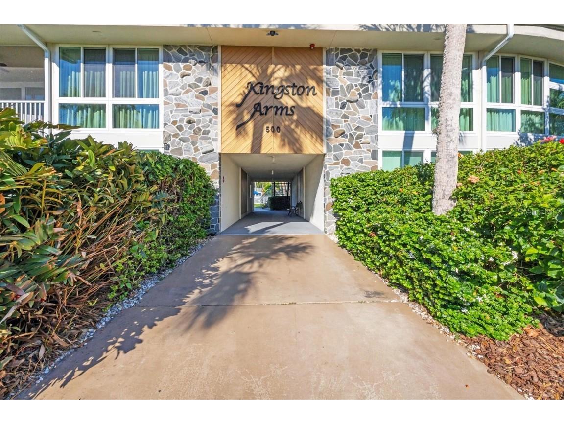 500 S Washington Drive #25B Sarasota FL 34236 A4673359 image1