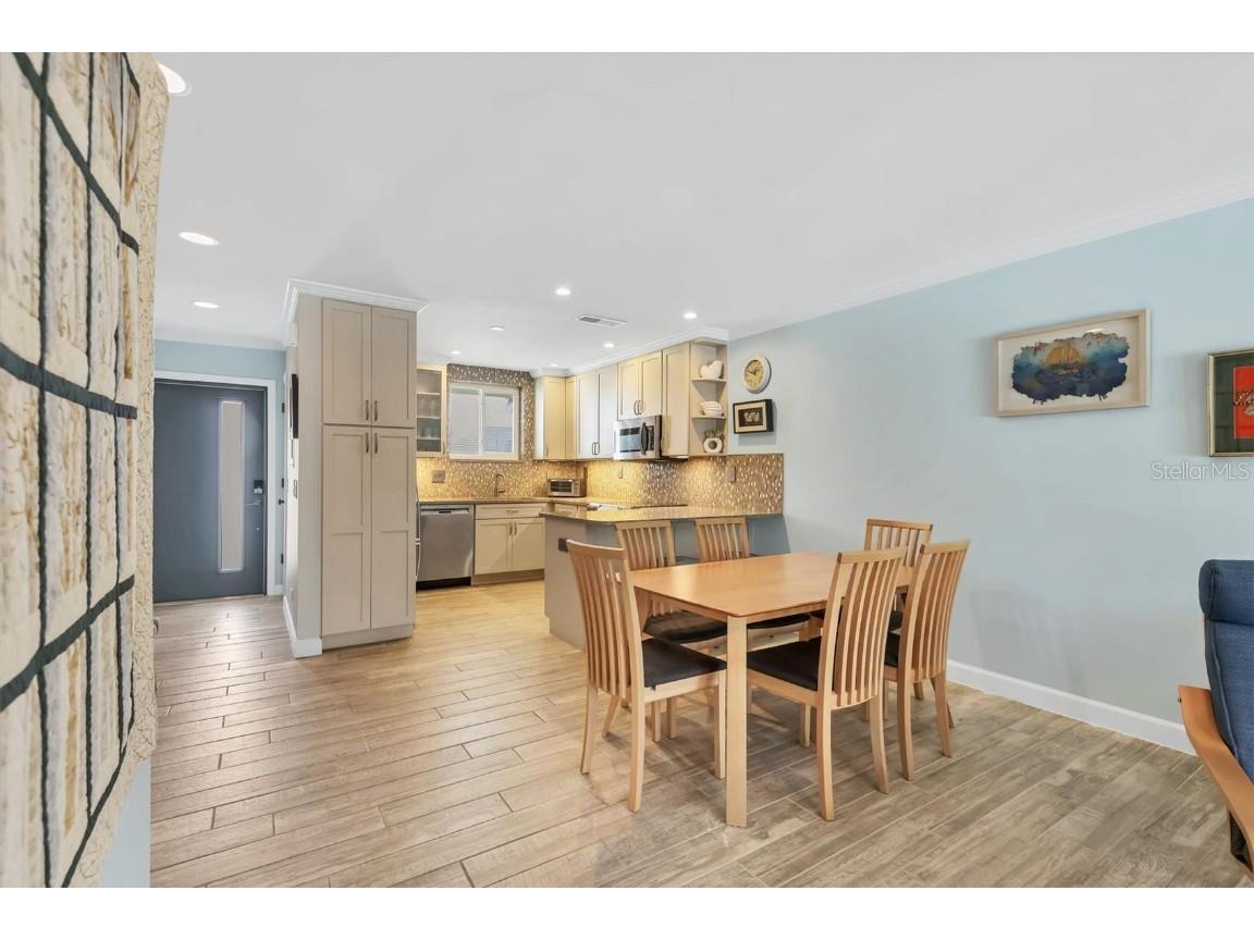 500 S Washington Drive #25B Sarasota FL 34236 A4673359 image11